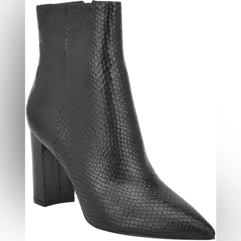 NIB Marc Fisher ULANI2 HEELED BOOTIE